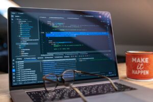 Read more about the article 마틴 워런 상원의원이 국방부 결정 비판, 헬리온과 오픈AI 간 에너지 협상