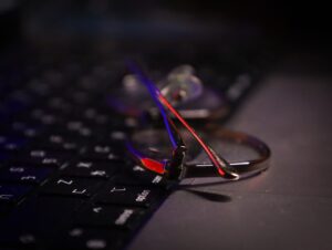 Read more about the article 산업통상부 AI 정책 책임자 인사발령, 미국에서 대규모 AI 규제 시위